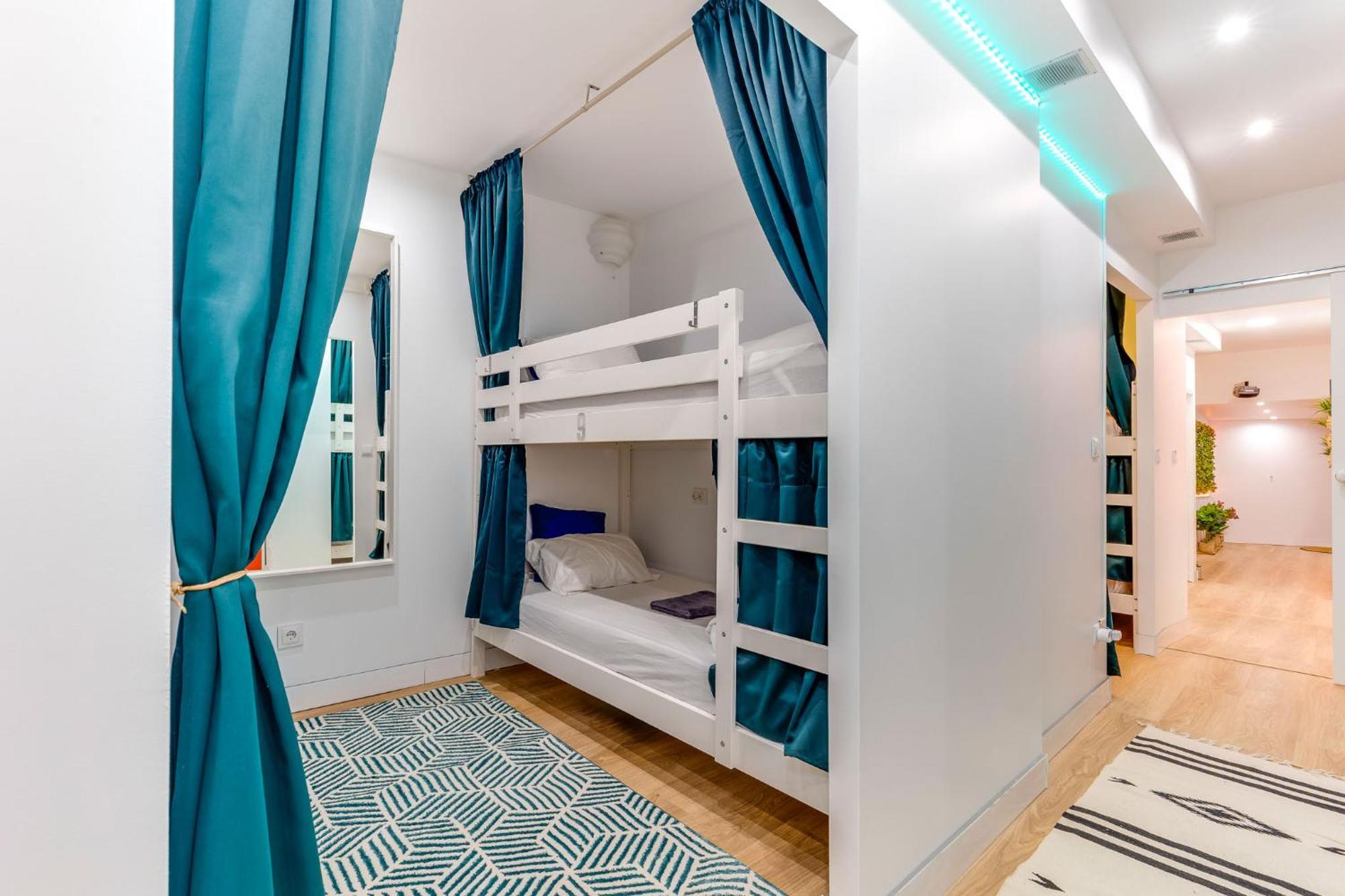 Cozy Nest Hostel 포르투 외부 사진