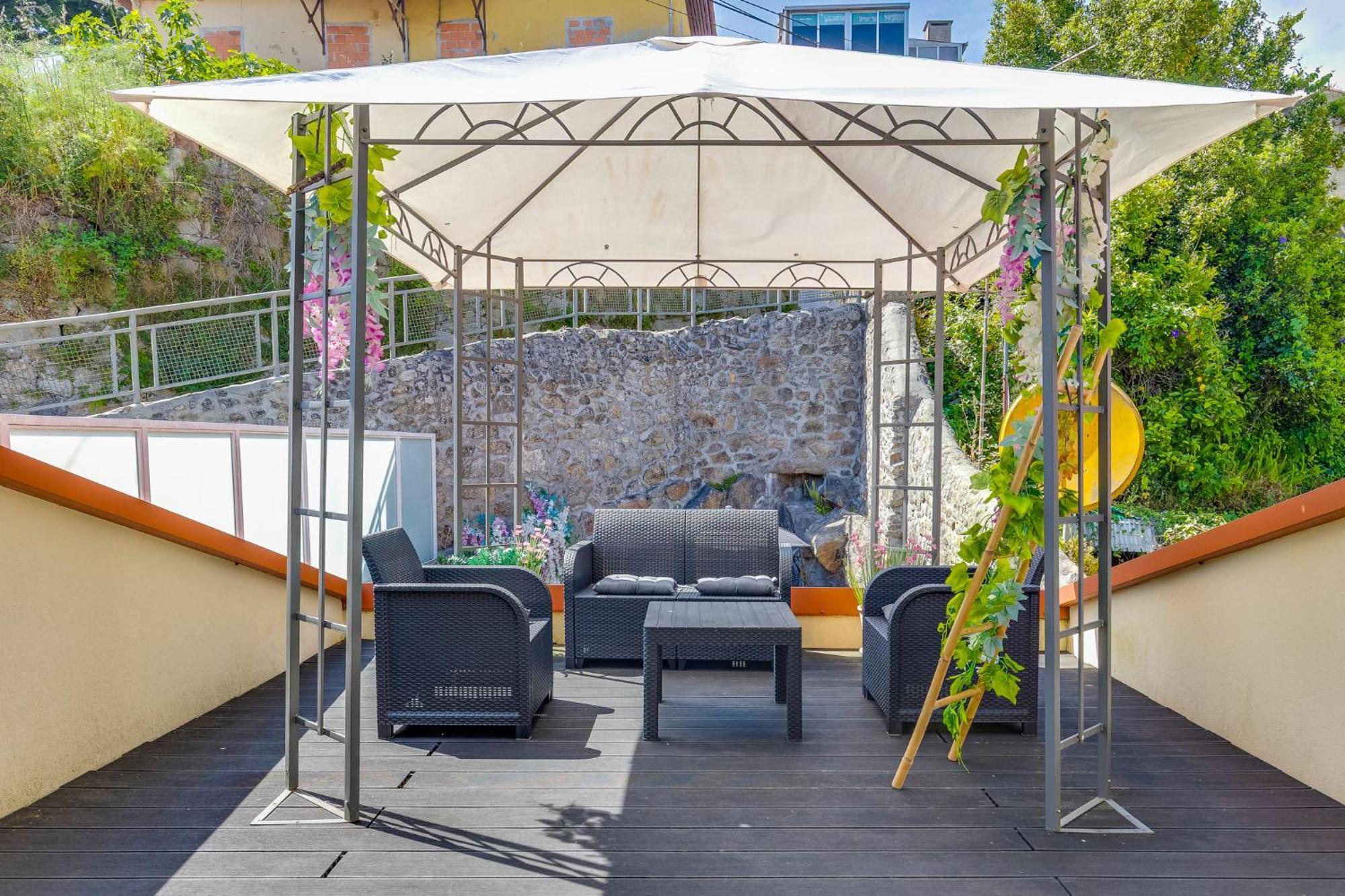 Cozy Nest Hostel 포르투 외부 사진