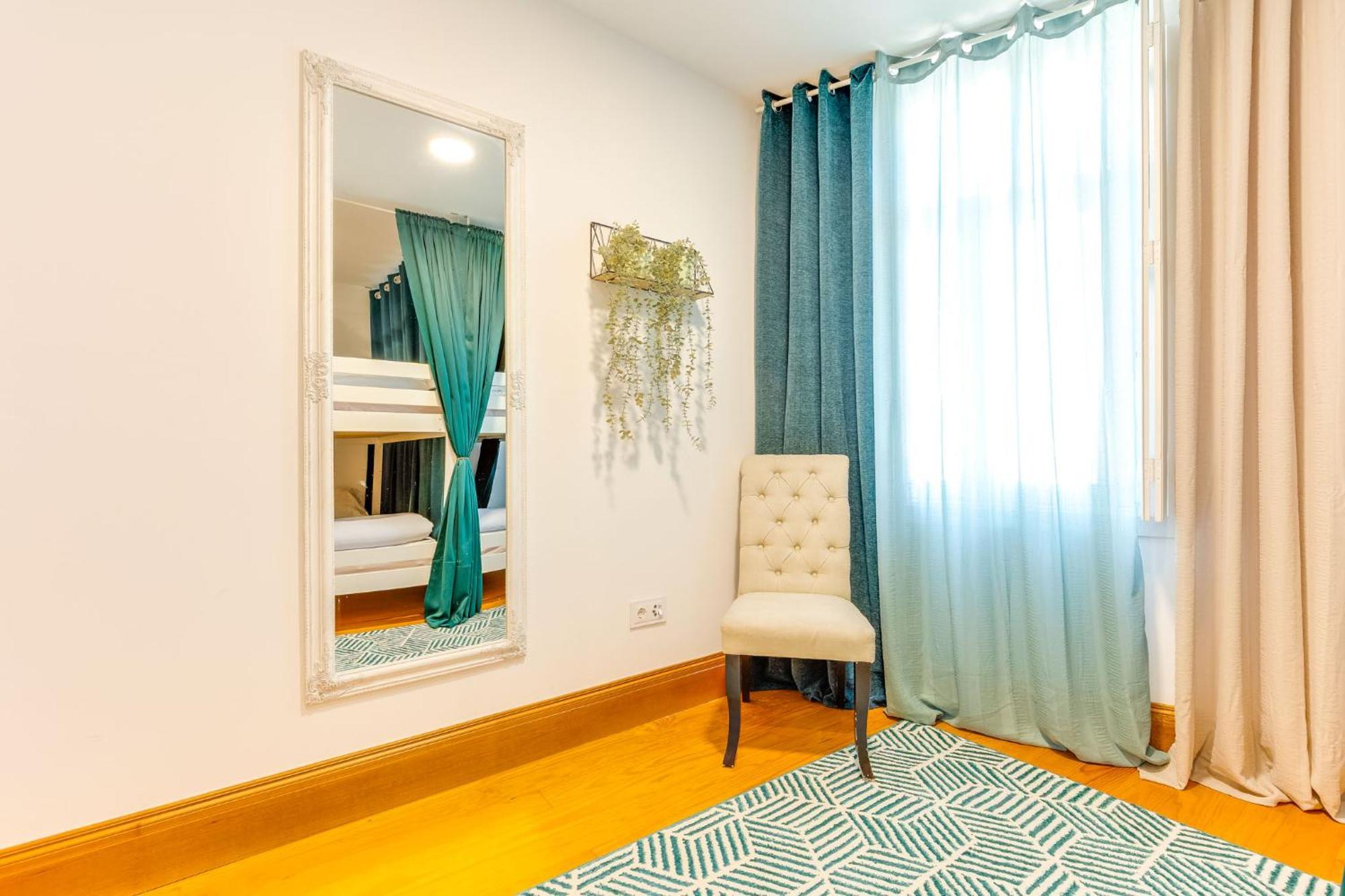 Cozy Nest Hostel 포르투 외부 사진